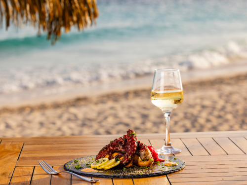 Matthew’s Beachside Restaurant — Coastal Dining with Flavor, Fun & Island Hospitality